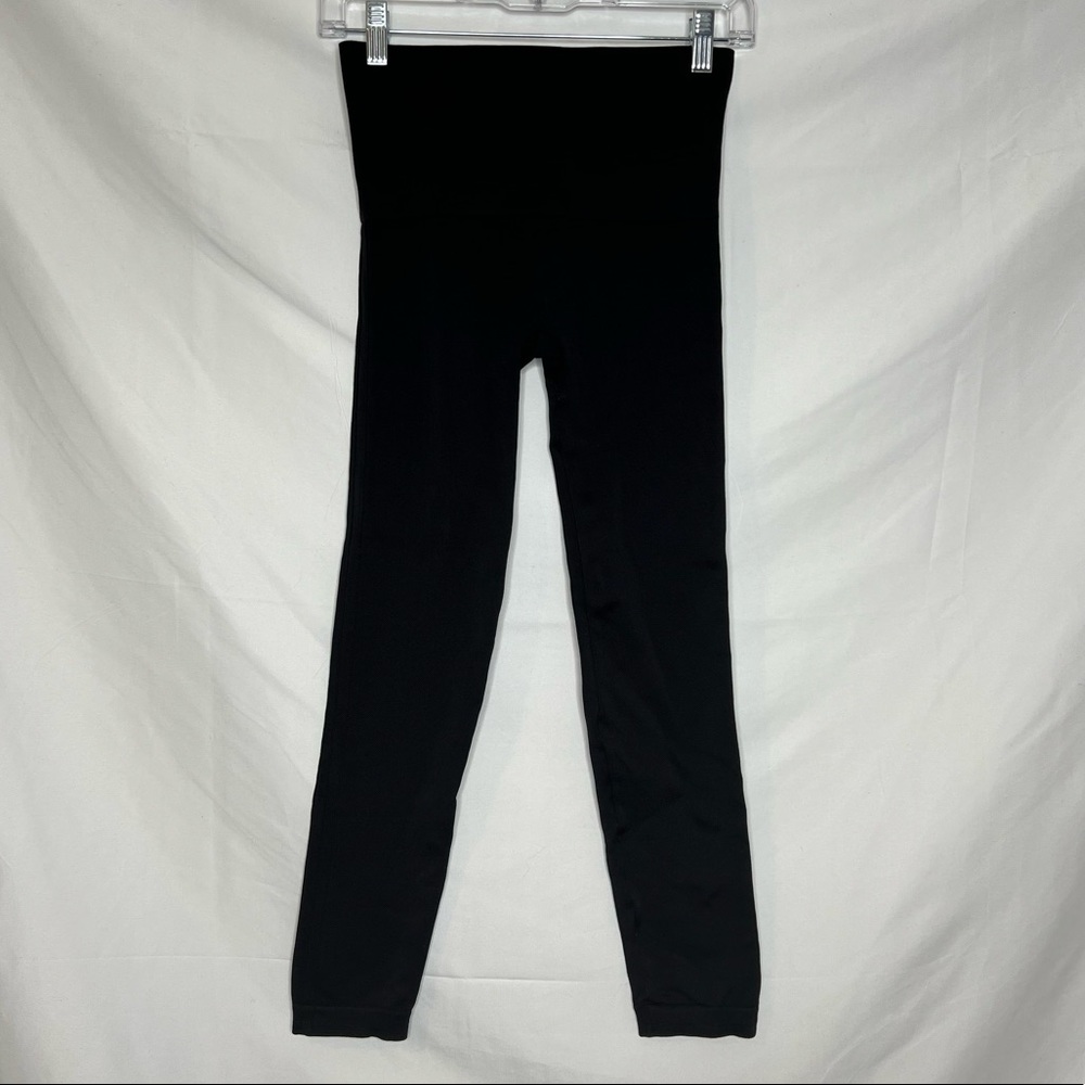 Spanx Black Look at me Now Seamless Leggings